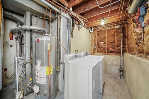 Tiny photo for 8939 Melvina Avenue, Oak Lawn, IL 60453 (MLS # 12528568)