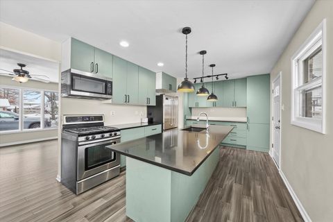 Tiny photo for 8939 Melvina Avenue, Oak Lawn, IL 60453 (MLS # 12528568)