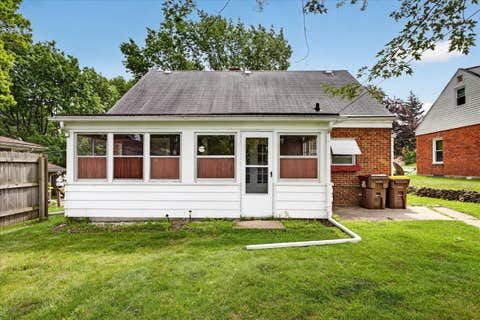 Tiny photo for 911 21st Street, Rockford, IL 61108 (MLS # 12691968)