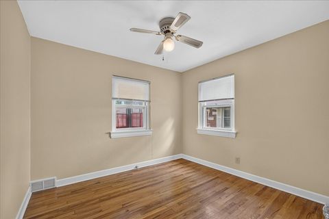 Tiny photo for 911 21st Street, Rockford, IL 61108 (MLS # 12691968)