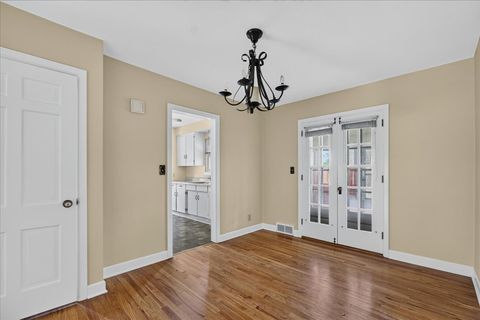 Tiny photo for 911 21st Street, Rockford, IL 61108 (MLS # 12691968)