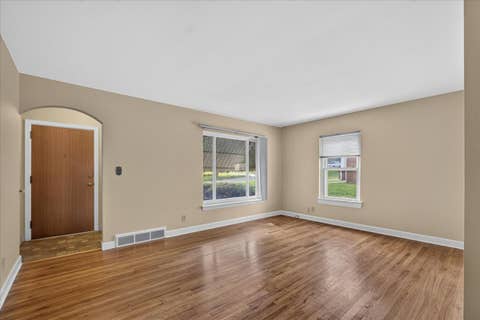 Tiny photo for 911 21st Street, Rockford, IL 61108 (MLS # 12691968)