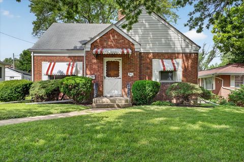 Photo of 911 21st Street, Rockford, IL 61108 (MLS # 12691968)