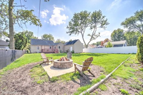 Tiny photo for 152 Pearl Street, Cary, IL 60013 (MLS # 12611726)