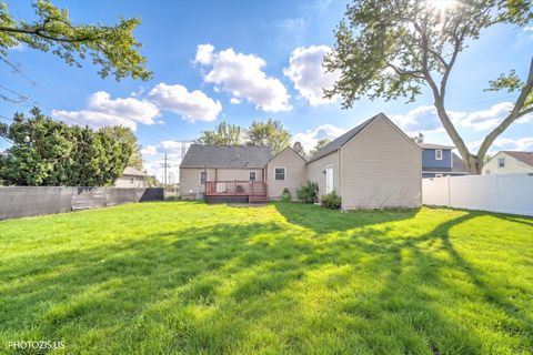 Tiny photo for 152 Pearl Street, Cary, IL 60013 (MLS # 12611726)