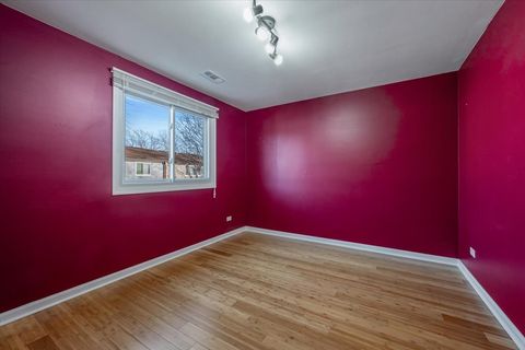 Tiny photo for 709 Lakeside Circle Drive, Wheeling, IL 60090 (MLS # 12572834)