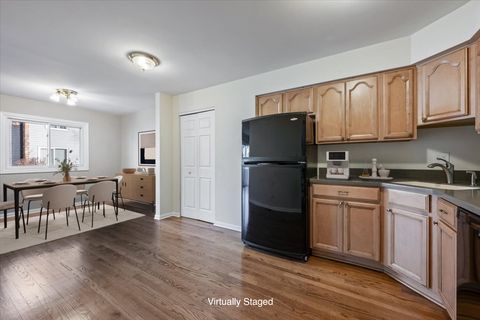 Tiny photo for 709 Lakeside Circle Drive, Wheeling, IL 60090 (MLS # 12572834)