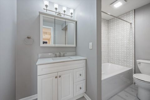 Tiny photo for 709 Lakeside Circle Drive, Wheeling, IL 60090 (MLS # 12572834)