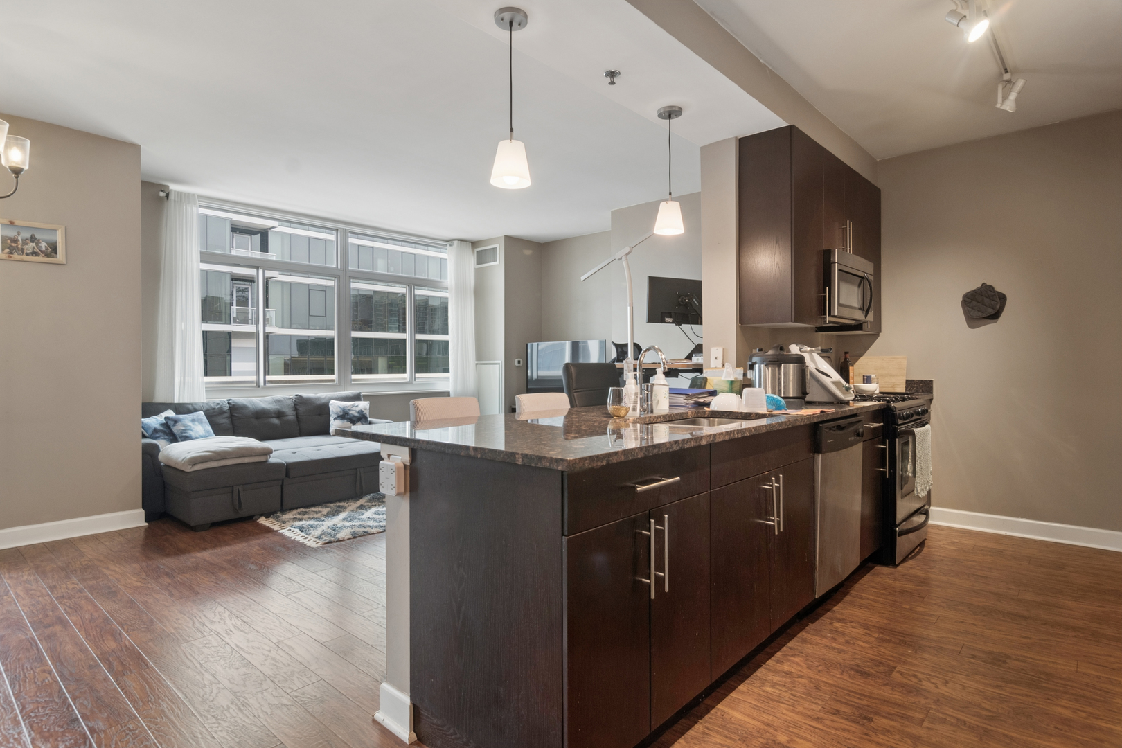 1400 S Michigan Avenue 502