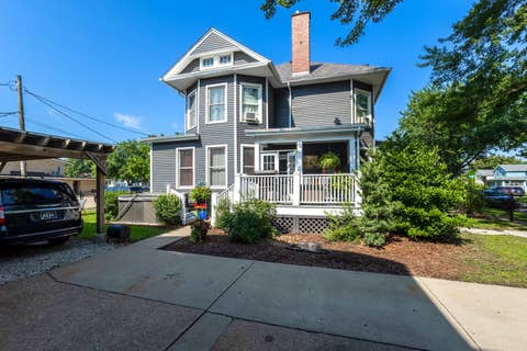 Tiny photo for 511 Kirkwood Boulevard, Davenport, IA 52803 (MLS # 12712004)