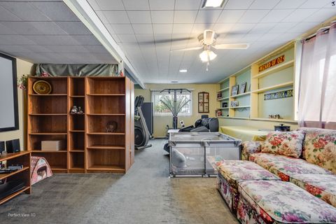 Tiny photo for 565 Emerson Circle, Bolingbrook, IL 60440 (MLS # 12523203)