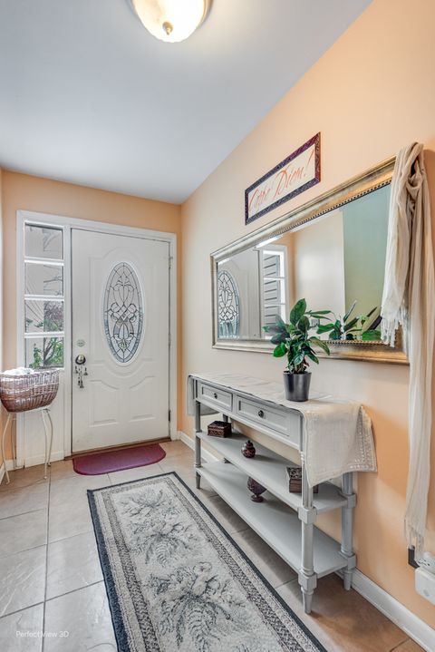 Tiny photo for 565 Emerson Circle, Bolingbrook, IL 60440 (MLS # 12523203)