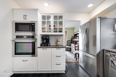 Tiny photo for 565 Emerson Circle, Bolingbrook, IL 60440 (MLS # 12523203)