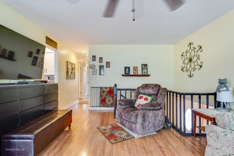 Tiny photo for 565 Emerson Circle, Bolingbrook, IL 60440 (MLS # 12523203)