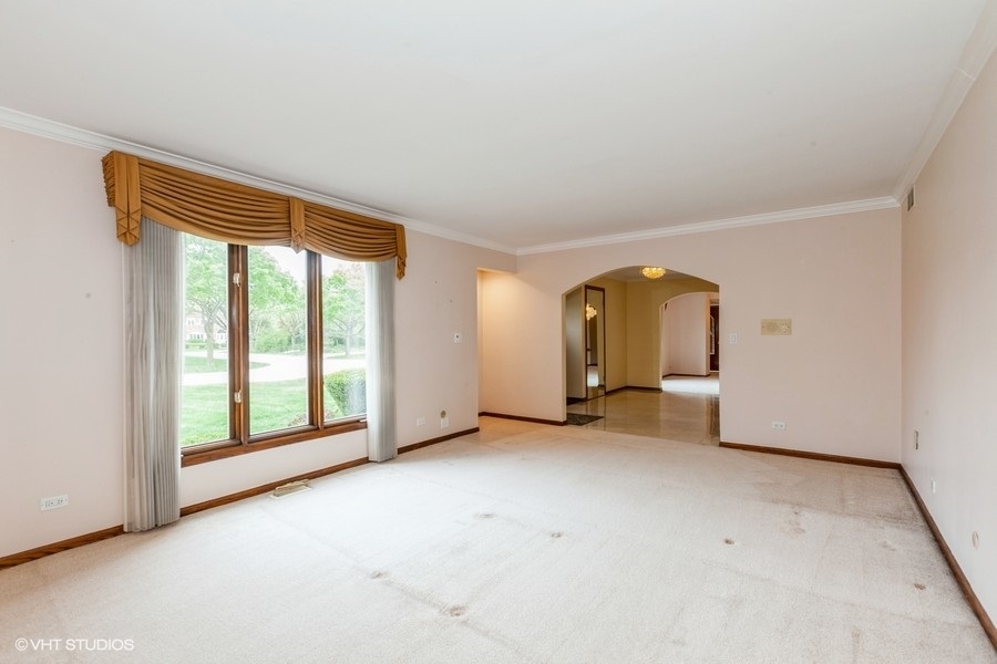 227 Wood Glen Lane