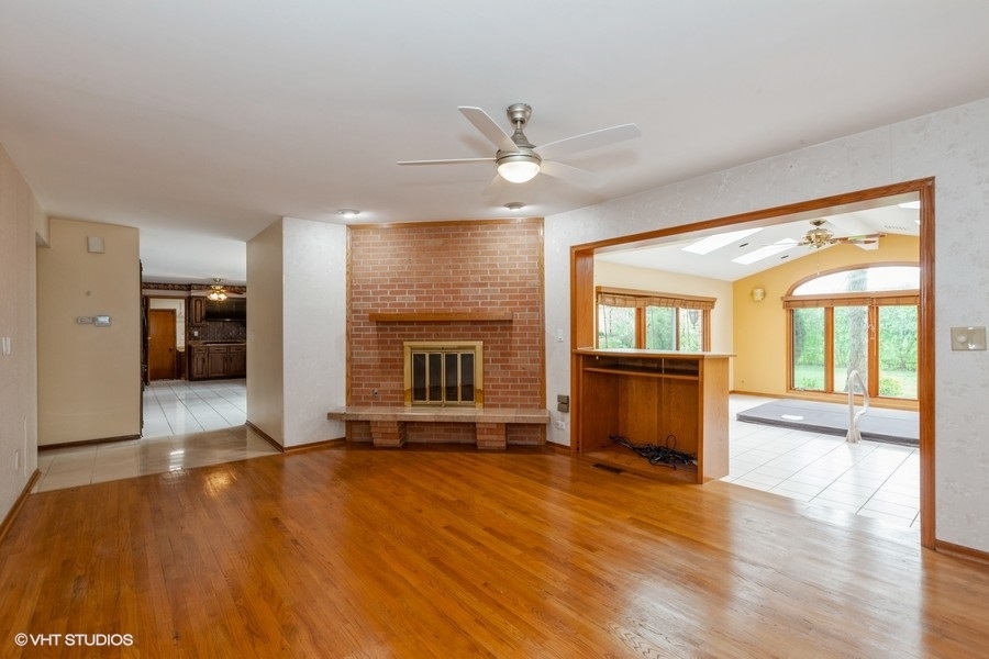 227 Wood Glen Lane