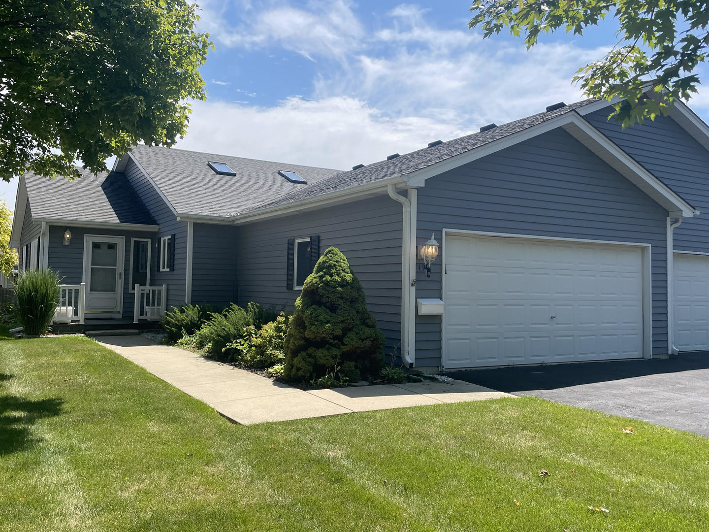 View North Aurora, IL 60542 townhome