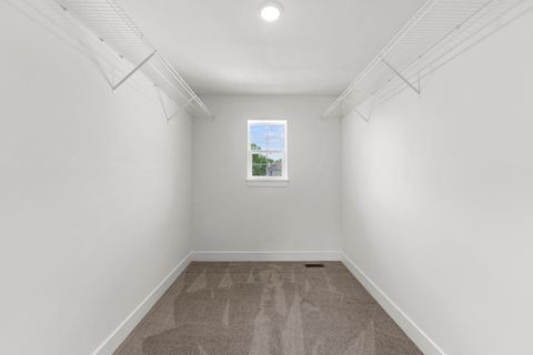 Tiny photo for 715 Fox Trail Terrace, Cary, IL 60013 (MLS # 12486704)