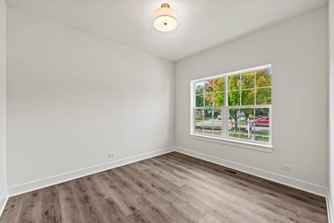 Tiny photo for 715 Fox Trail Terrace, Cary, IL 60013 (MLS # 12486704)