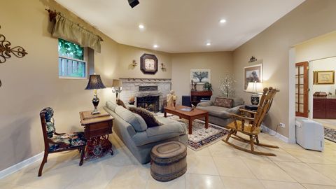 Tiny photo for 315 E Union Avenue, Wheaton, IL 60187 (MLS # 12656572)