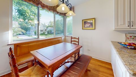 Tiny photo for 315 E Union Avenue, Wheaton, IL 60187 (MLS # 12656572)
