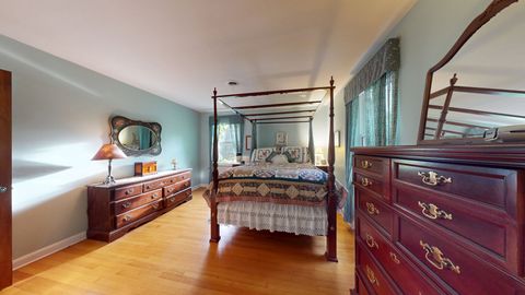 Tiny photo for 315 E Union Avenue, Wheaton, IL 60187 (MLS # 12656572)