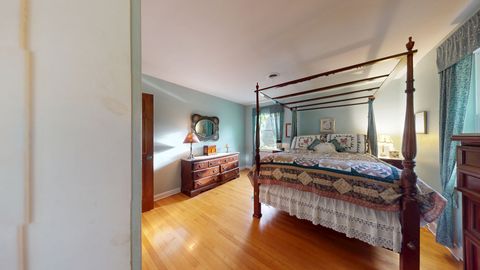 Tiny photo for 315 E Union Avenue, Wheaton, IL 60187 (MLS # 12656572)