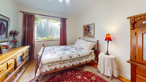 Tiny photo for 315 E Union Avenue, Wheaton, IL 60187 (MLS # 12656572)