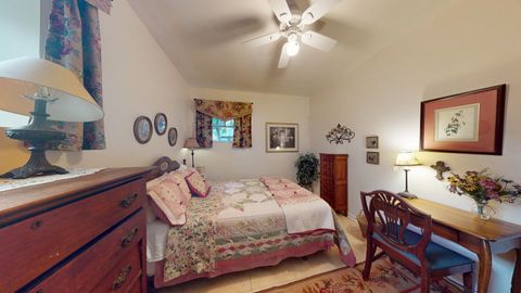 Tiny photo for 315 E Union Avenue, Wheaton, IL 60187 (MLS # 12656572)