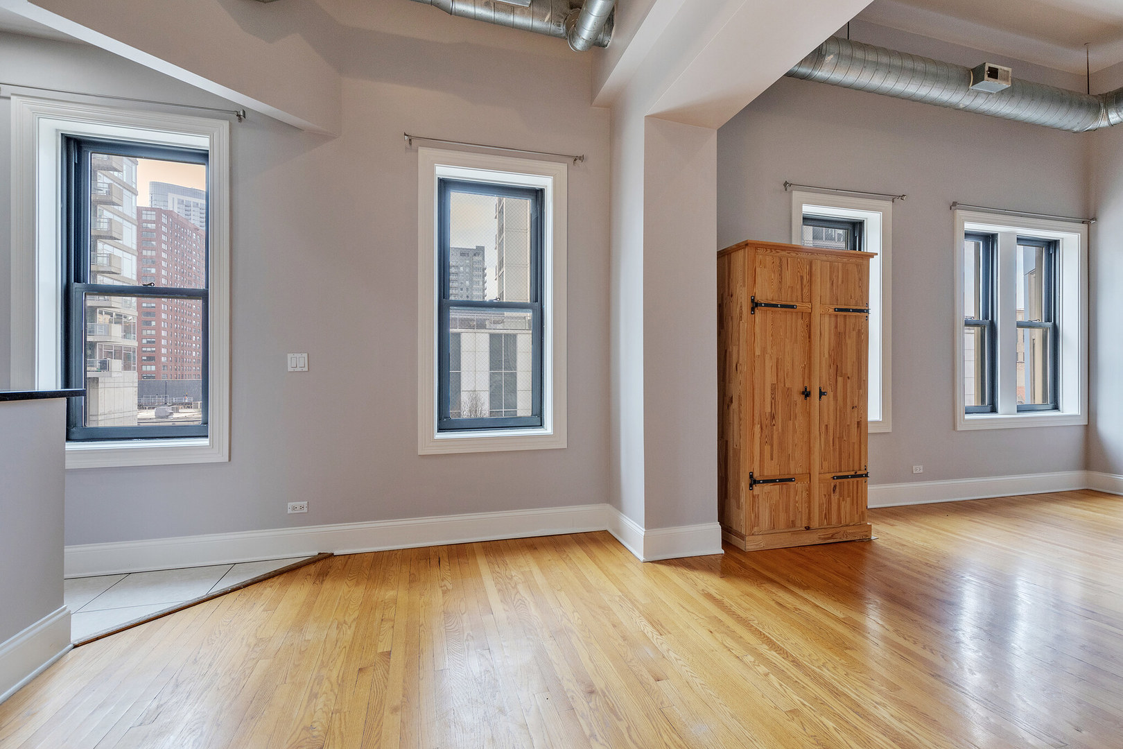 166 W Grand Avenue 3B