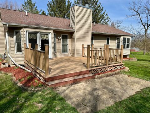 Tiny photo for 211 1/2 E Forest Street, Marengo, IL 60152 (MLS # 12612727)