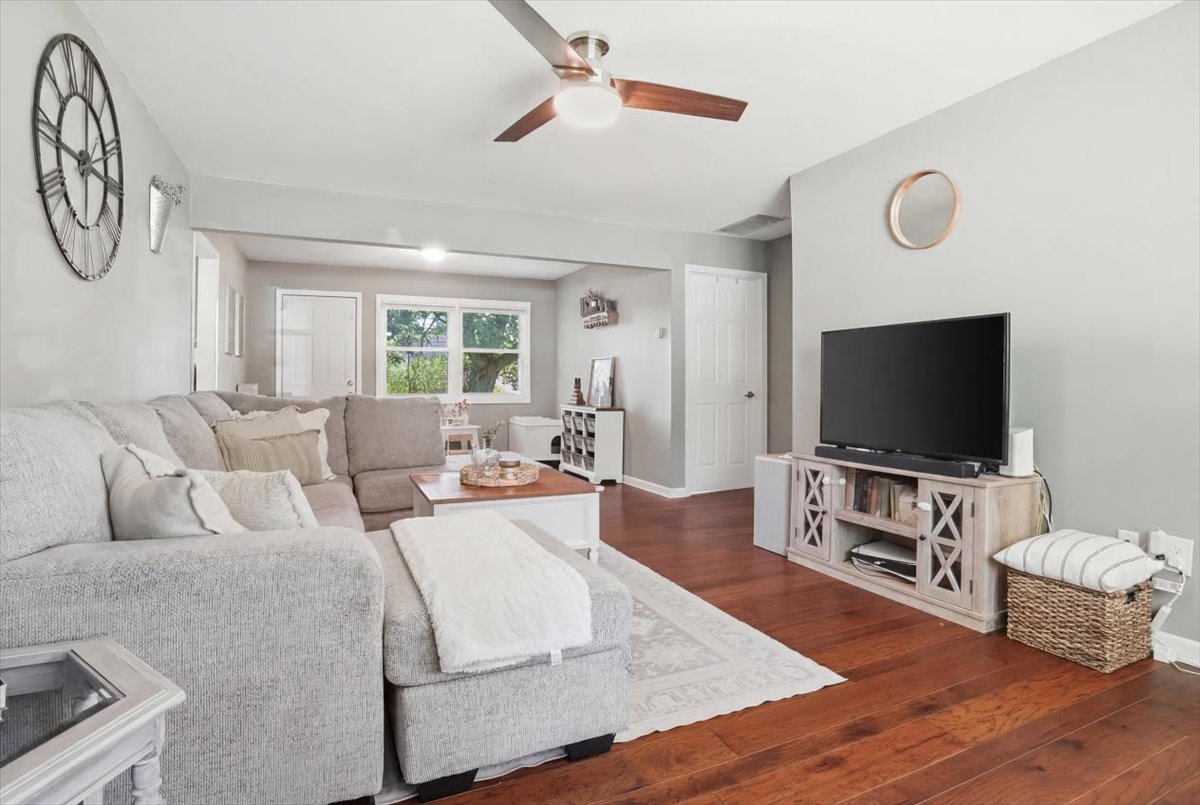 2512 Highland Drive