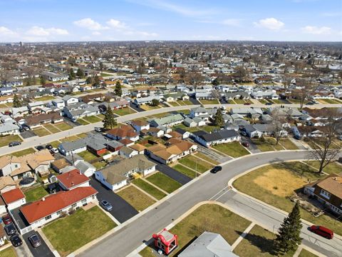 Tiny photo for 4638 W 89th Place, Hometown, IL 60456 (MLS # 12604266)