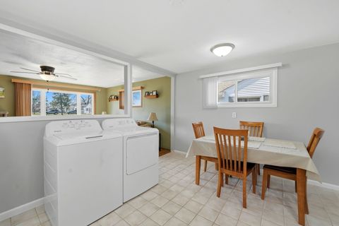 Tiny photo for 4638 W 89th Place, Hometown, IL 60456 (MLS # 12604266)