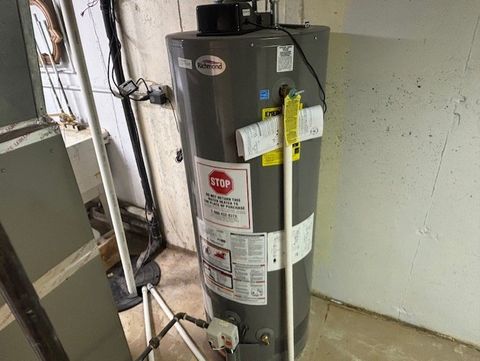 Tiny photo for 211 Applewood Lane, Bloomingdale, IL 60108 (MLS # 12591105)