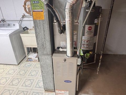 Tiny photo for 211 Applewood Lane, Bloomingdale, IL 60108 (MLS # 12591105)