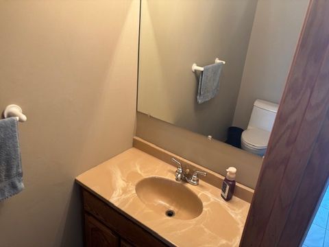 Tiny photo for 211 Applewood Lane, Bloomingdale, IL 60108 (MLS # 12591105)