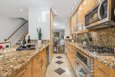 Tiny photo for 2856 N Burling Street #5, Chicago, IL 60657 (MLS # 12738947)