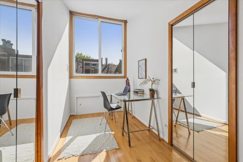 Tiny photo for 2856 N Burling Street #5, Chicago, IL 60657 (MLS # 12738947)