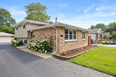 Tiny photo for 1309 Wilson Avenue, Wheaton, IL 60189 (MLS # 12699854)