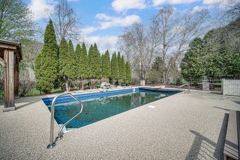 Tiny photo for 3N777 Walt Whitman Road, St. Charles, IL 60175 (MLS # 12623785)