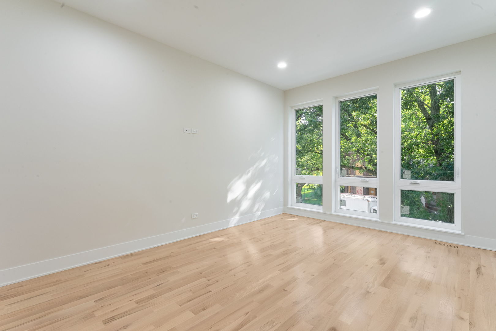 6410 S Vernon Avenue