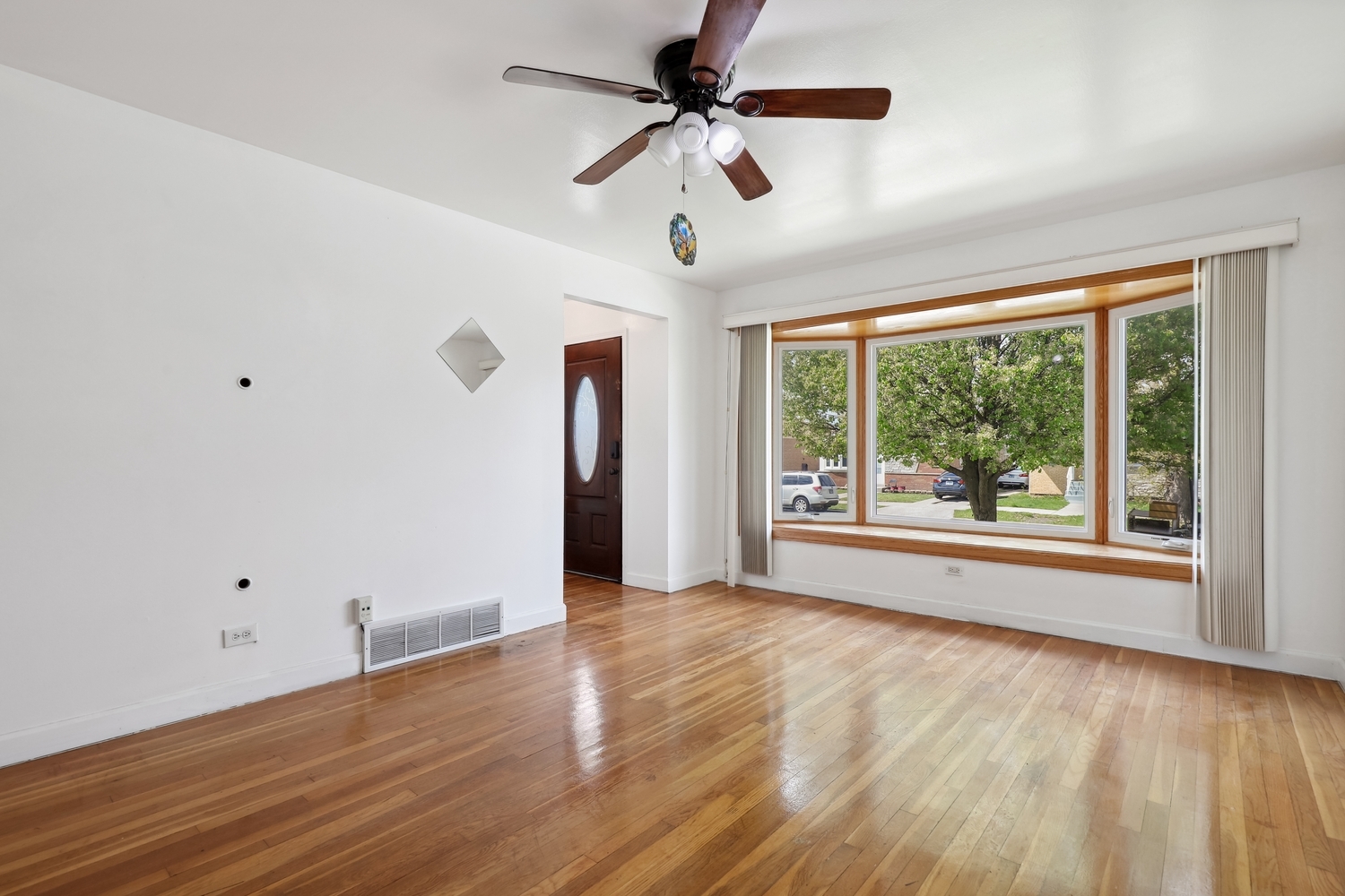 3781 W 76th Street