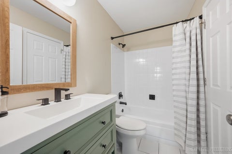 Tiny photo for 1105 Appleton Lane, Geneva, IL 60134 (MLS # 12760383)