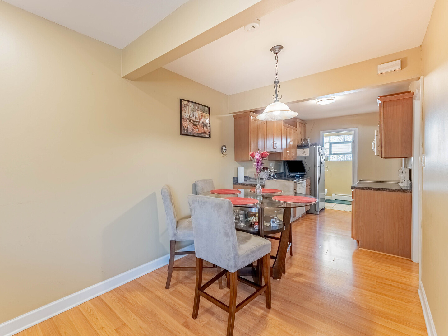 4215 S HARLEM Avenue 8