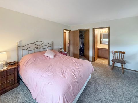 Tiny photo for 1801 S Yellow Creek Court #A1, Freeport, IL 61032 (MLS # 12607824)