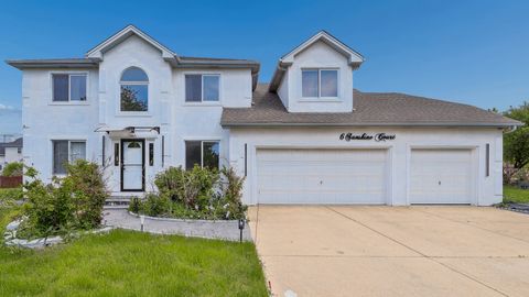 Photo of 6 Sunshine Court, Bolingbrook, IL 60490 (MLS # 12642946)