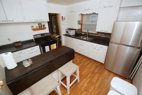 Tiny photo for 2729 Bellevue Avenue, Bettendorf, IA 52722 (MLS # 12732317)