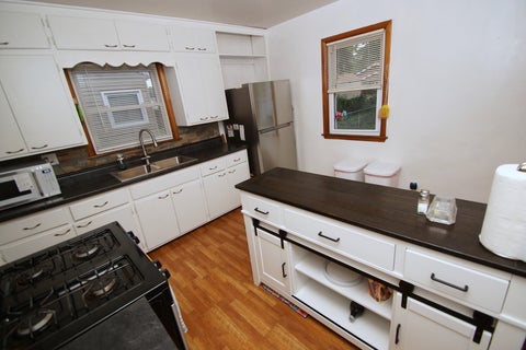 Tiny photo for 2729 Bellevue Avenue, Bettendorf, IA 52722 (MLS # 12732317)