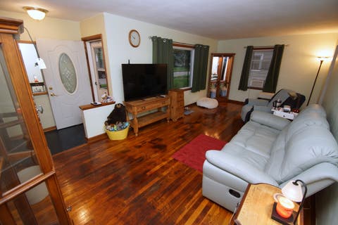 Tiny photo for 2729 Bellevue Avenue, Bettendorf, IA 52722 (MLS # 12732317)